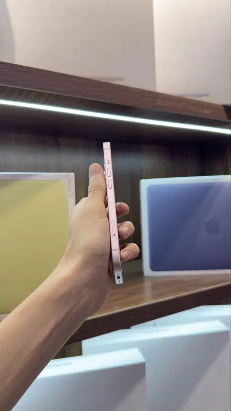 iphone 15 naxtka 3
