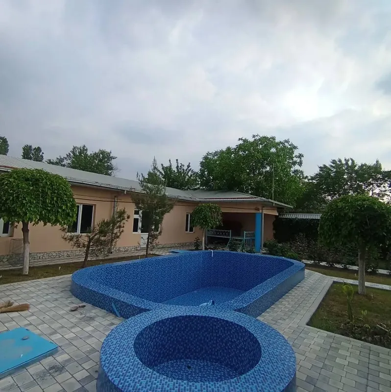 Basen banner afshivka