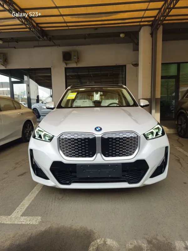 Bmw X1. 25L...510KM 2026 Restayling