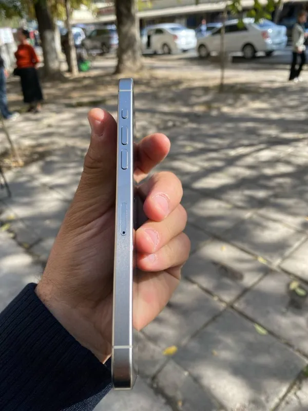 iPhone 15 Pro Max 256GB 4