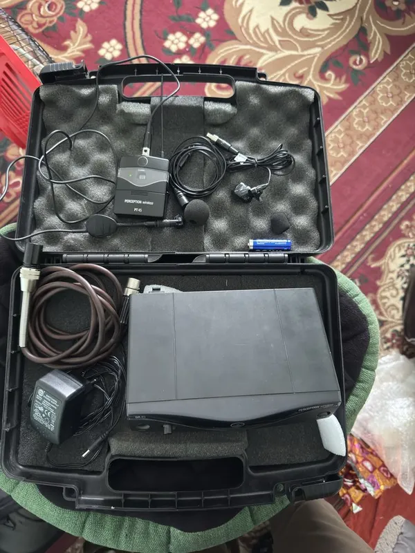 Akg 45 sport set 8 kanallik yangi holatda sotiladi 3 ta galofka bilan — фото 3