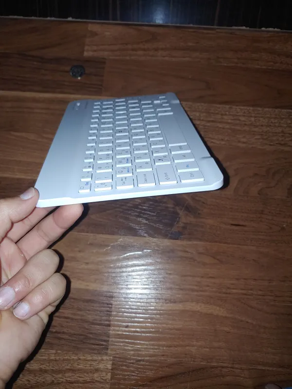 Klaviatura va sichqoncha bluetooth li