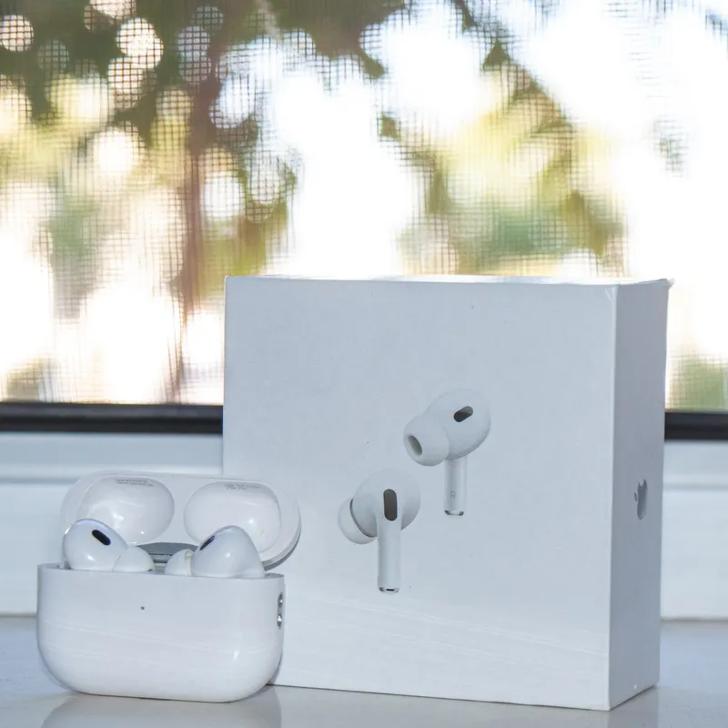 Apple AirPods 2Pro 1 Apple AirPods 2Pro 1