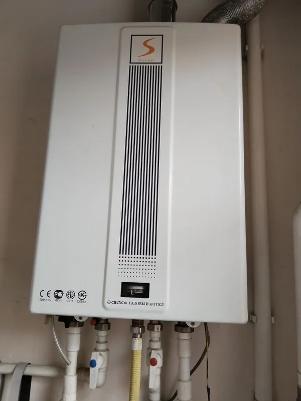 Газовый котел Celtic-30 kw, двухконтурный , корейский