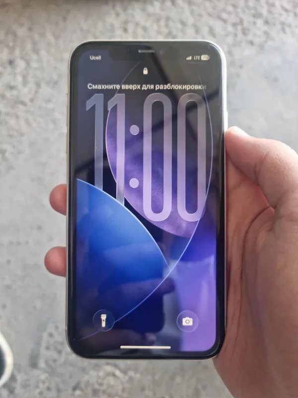 iPhone 11