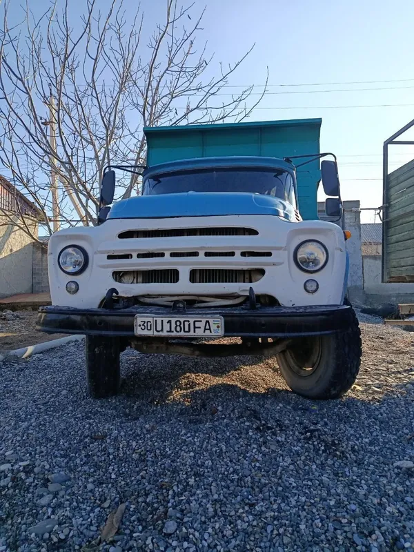 Zil Samosval MMZ 555