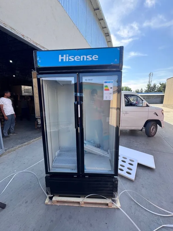 Холодильник HISENSE 4