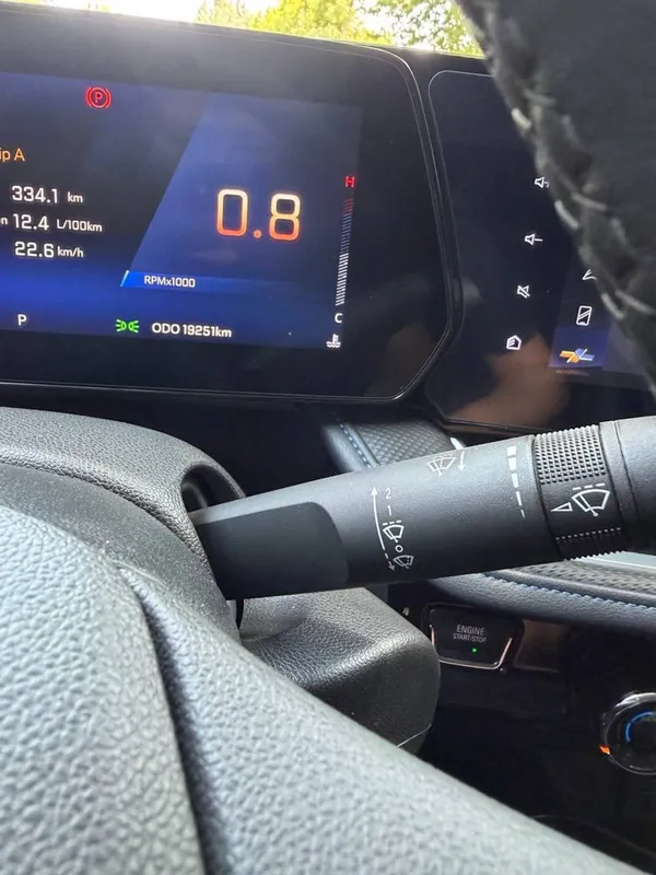 Monza 1.3 turbo sotiladi 5 Monza 1.3 turbo sotiladi 5
