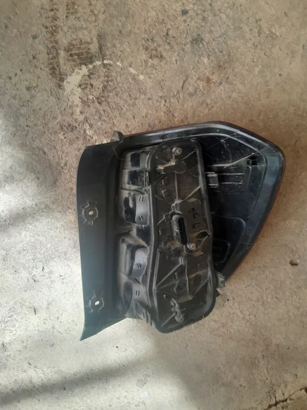 Kobolt faralari singa ichki qismi butun 3