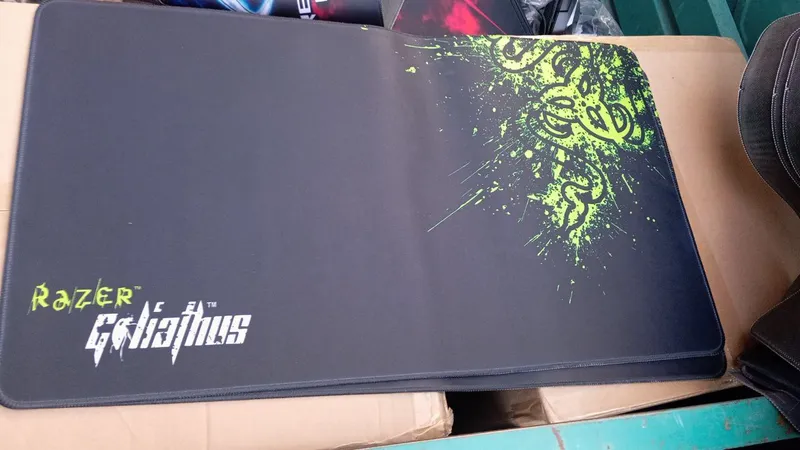 RAZER