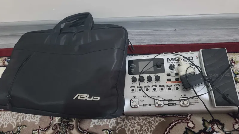 Guitar protsessor nux mg 20