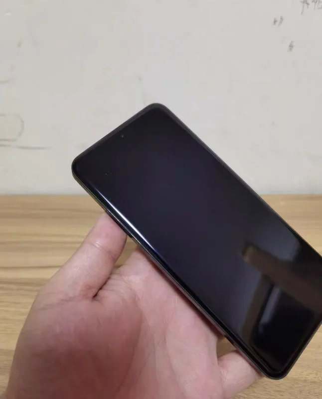 Xiaomi 14 Pro,12/256 GB,Qora svet — фото 1