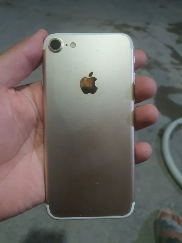 Iphone 7 gold 128gb 2 Iphone 7 gold 128gb 2