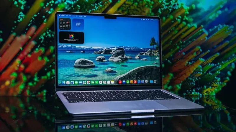 Ноутбук Apple MacBook Air 13 inch M5 (2026) Новые в наличии — фото 1
