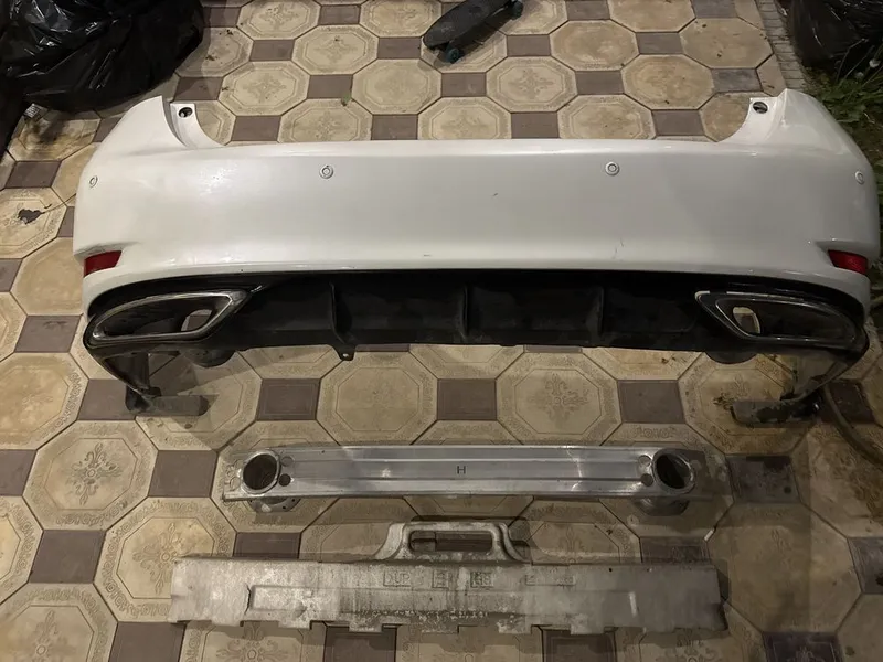 Задний бампер Lexus GS 250-350 1