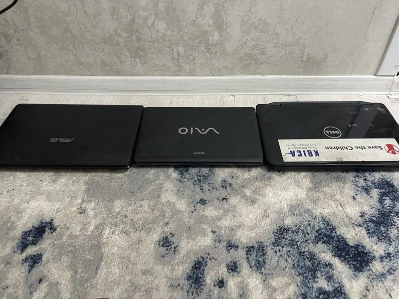 Продам 3 офисных ноутбука Sony 2 Продам 3 офисных ноутбука Sony 2
