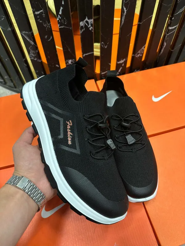 skecher — фото 1