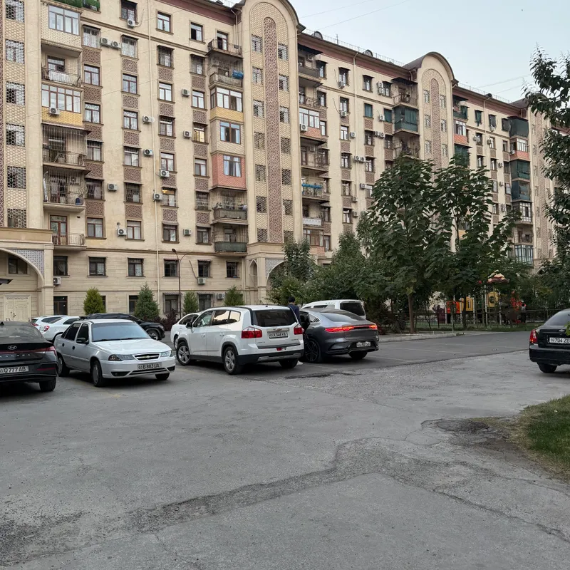 4квартал Юнусабад 76кв.м квартира продажа 4