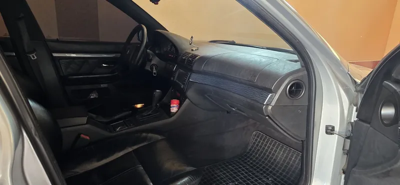 Sotiladi BMW E39 528i 6 Sotiladi BMW E39 528i 6