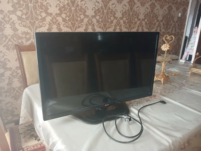 телевизор