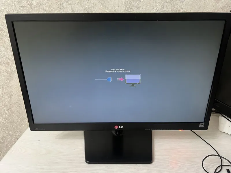 Продается монитор LG 22EN33S 1 Продается монитор LG 22EN33S 1