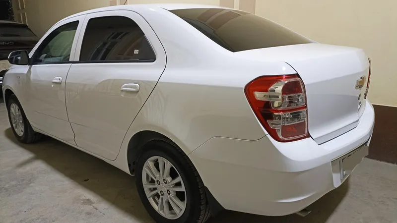 chevrolet cobalt 3