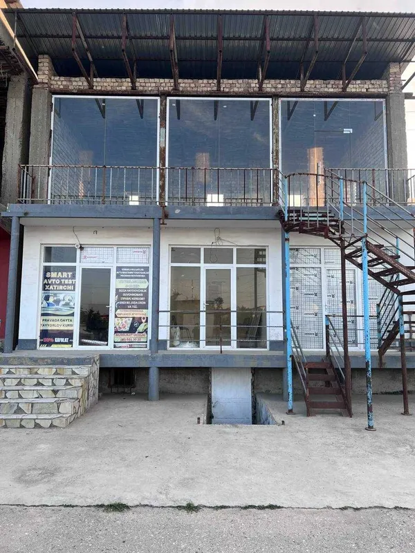 SOTILADI – Tijorat uchun qulay 2 qavatli bino SOTILADI – Tijorat uchun qulay 2 qavatli bino