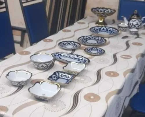 Idish tovoqlar optom narxda srochna sotiladi Idish tovoqlar optom narxda srochna sotiladi