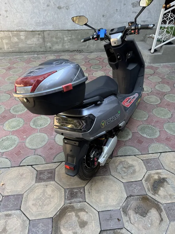 skuter sotiladi quqonda 2 skuter sotiladi quqonda 2