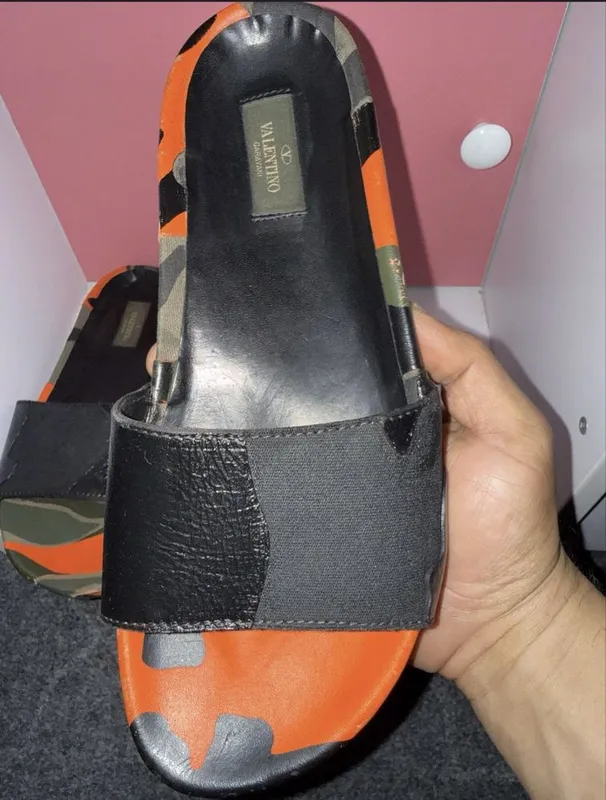 Срочно продам шлепки Valentino — фото 4
