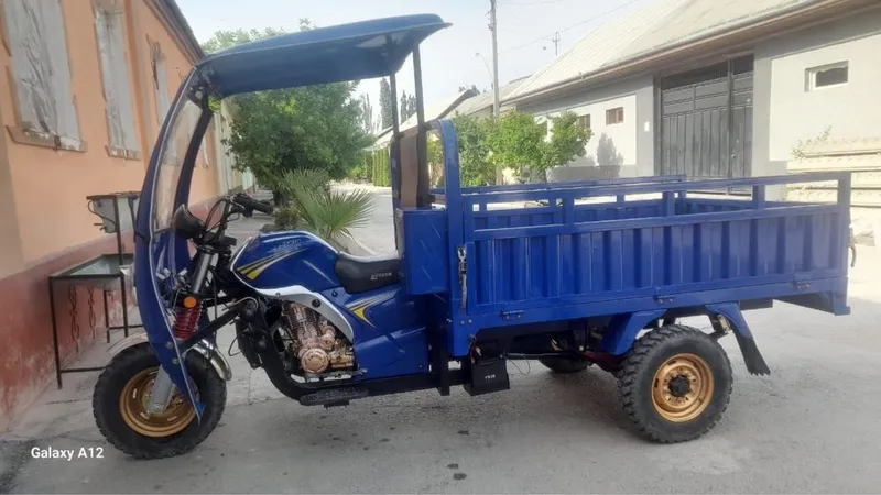 MOTO LOCHIN zudlik bilan sotiladi xolati alo !!! — фото 3