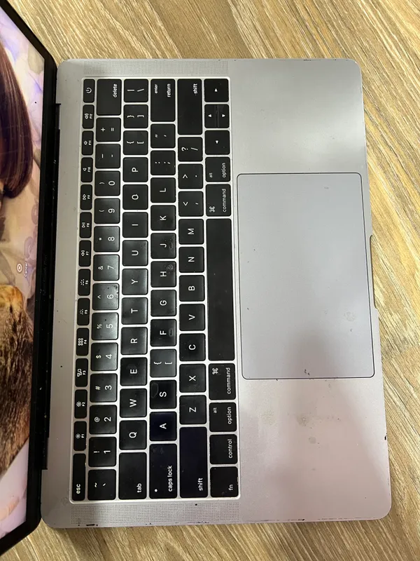 Macbook pro 2