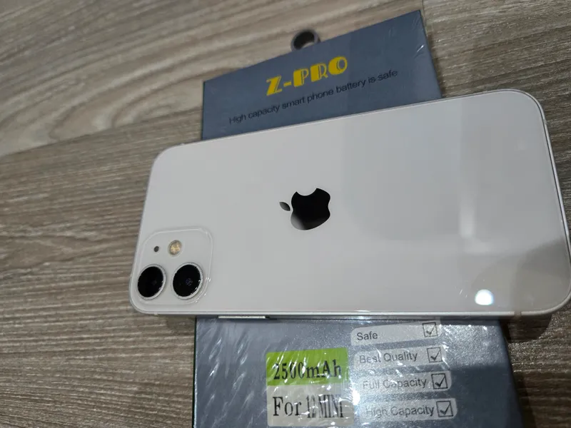 iPhone 12 Mini 6