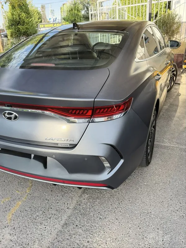 Hyundai Lafesta 3 Hyundai Lafesta 3