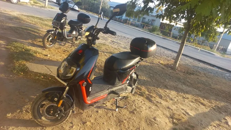 Skuter red line tezlik 50 ga chiqadi
