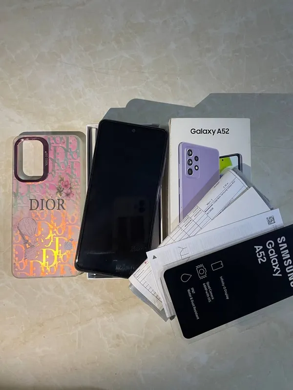 телефон  samsung-galaxy-a52