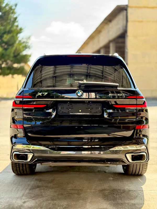 Bmw x7 M 40i xdrive 2026 carbon — фото 1