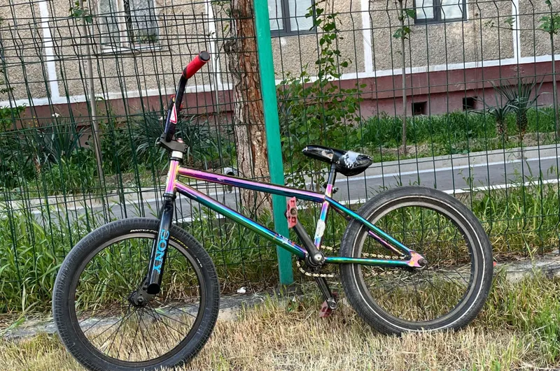 BMX, zo‘r orqa vtulkali BMX BMX, zo‘r orqa vtulkali BMX