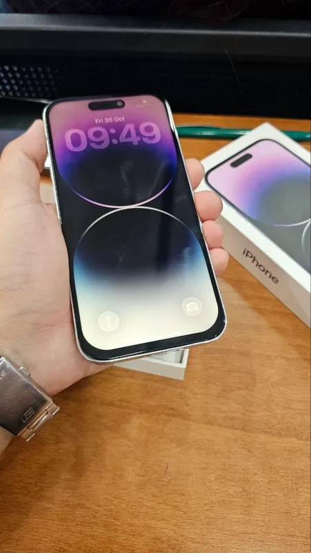 iPhone 14 Pro 128 gold 2