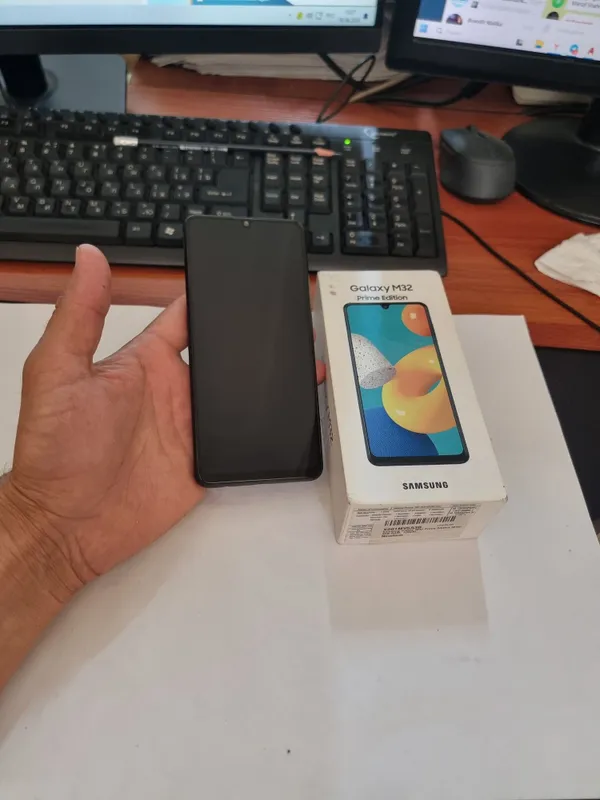 Samsung M32 6/128gb iwlawi zur aybi yuq tozza telefon — фото 2