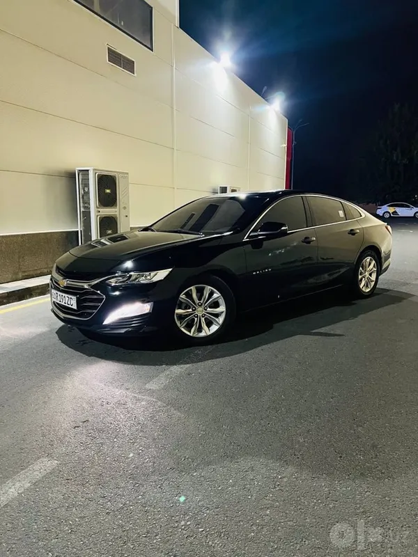 Chevrolet Malibu 2 Premier 2,0-литровым. 2 Chevrolet Malibu 2 Premier 2,0-литровым. 2