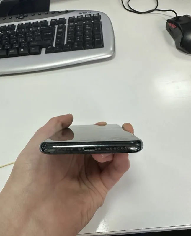 iPhone 11 Pro 64 ГБ LL/A, есть коробка и документы 8 iPhone 11 Pro 64 ГБ LL/A, есть коробка и документы 8