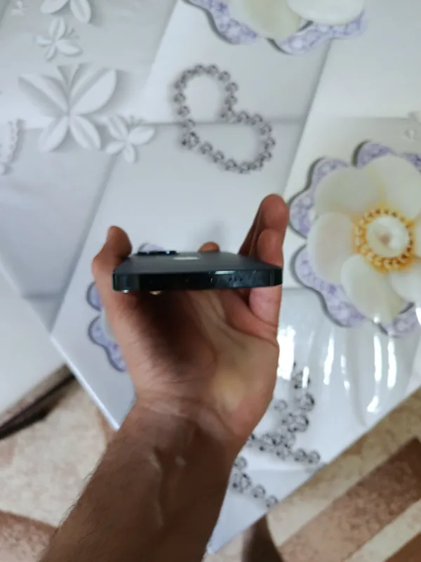 Продам Iphone 12 pro 128 gb ёмкость 78 — фото 1
