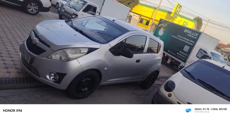 Spark avtomobili baraka bo'ldi 4 Spark avtomobili baraka bo'ldi 4