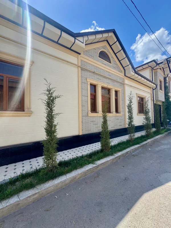 5 sotixli 2 qavatli uy sotiladi Yashanbod tumani Guzal mahallasoda 1