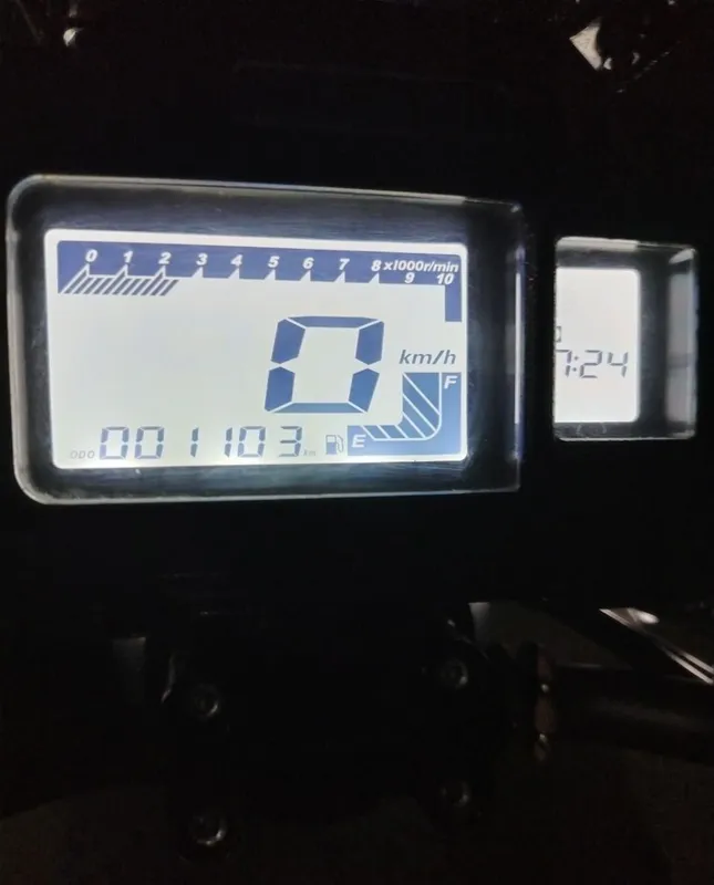 Skuter sotiladi pachti yangi xali 4 Skuter sotiladi pachti yangi xali 4