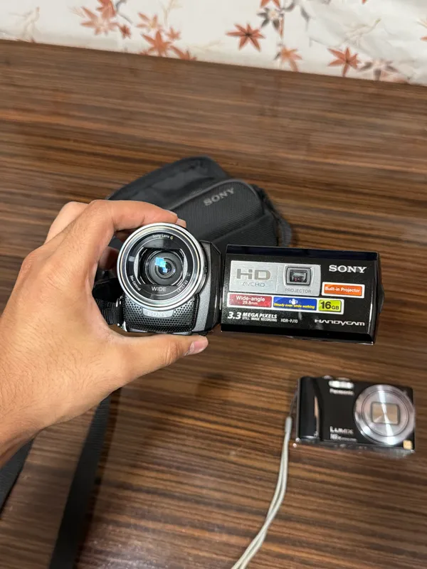 Фотоаппарат Sony 5