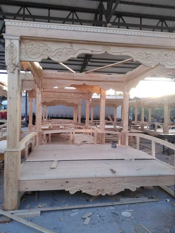 Qo`l mehnati yordamida yasalgan so`ri Qo`l mehnati yordamida yasalgan so`ri
