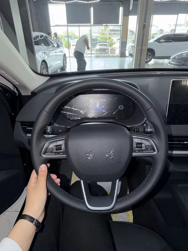 Hongqi eq m5 elektr 3 Hongqi eq m5 elektr 3