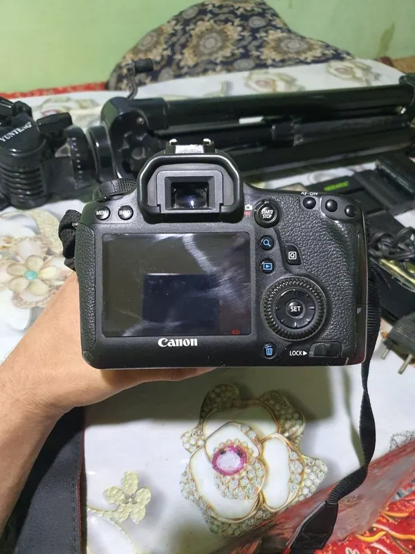 Canon Camera 6D holati yaxshi — фото 1